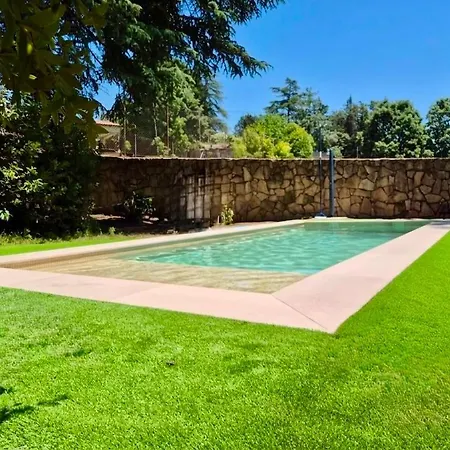 Axarquia De Gredos Y Casa Paco De Gredos Holiday home