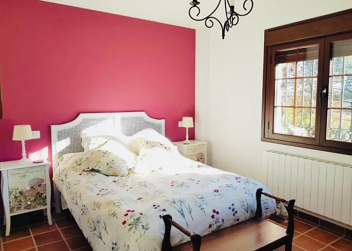 Axarquia De Gredos * Arenas de San Pedro